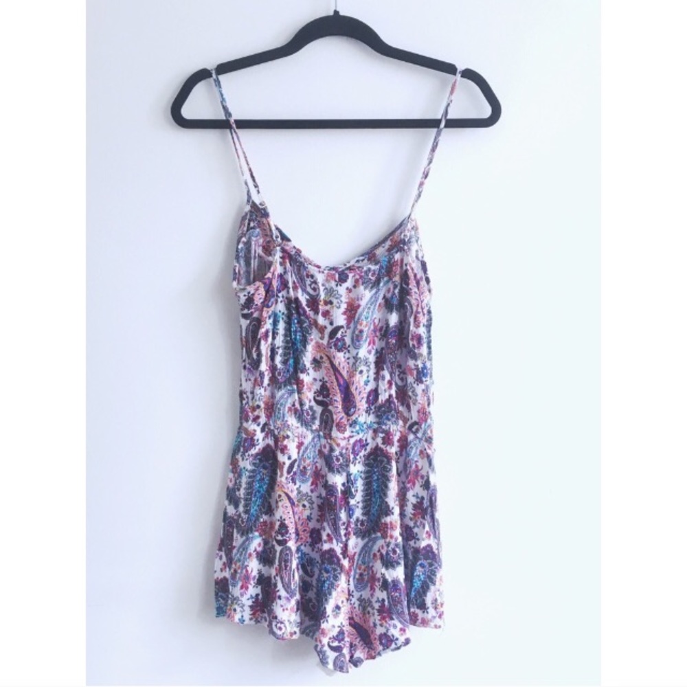AEO Paisley Printed Romper - Picture 2 of 5
